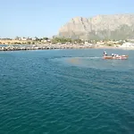 Manzella Piscina Privata *